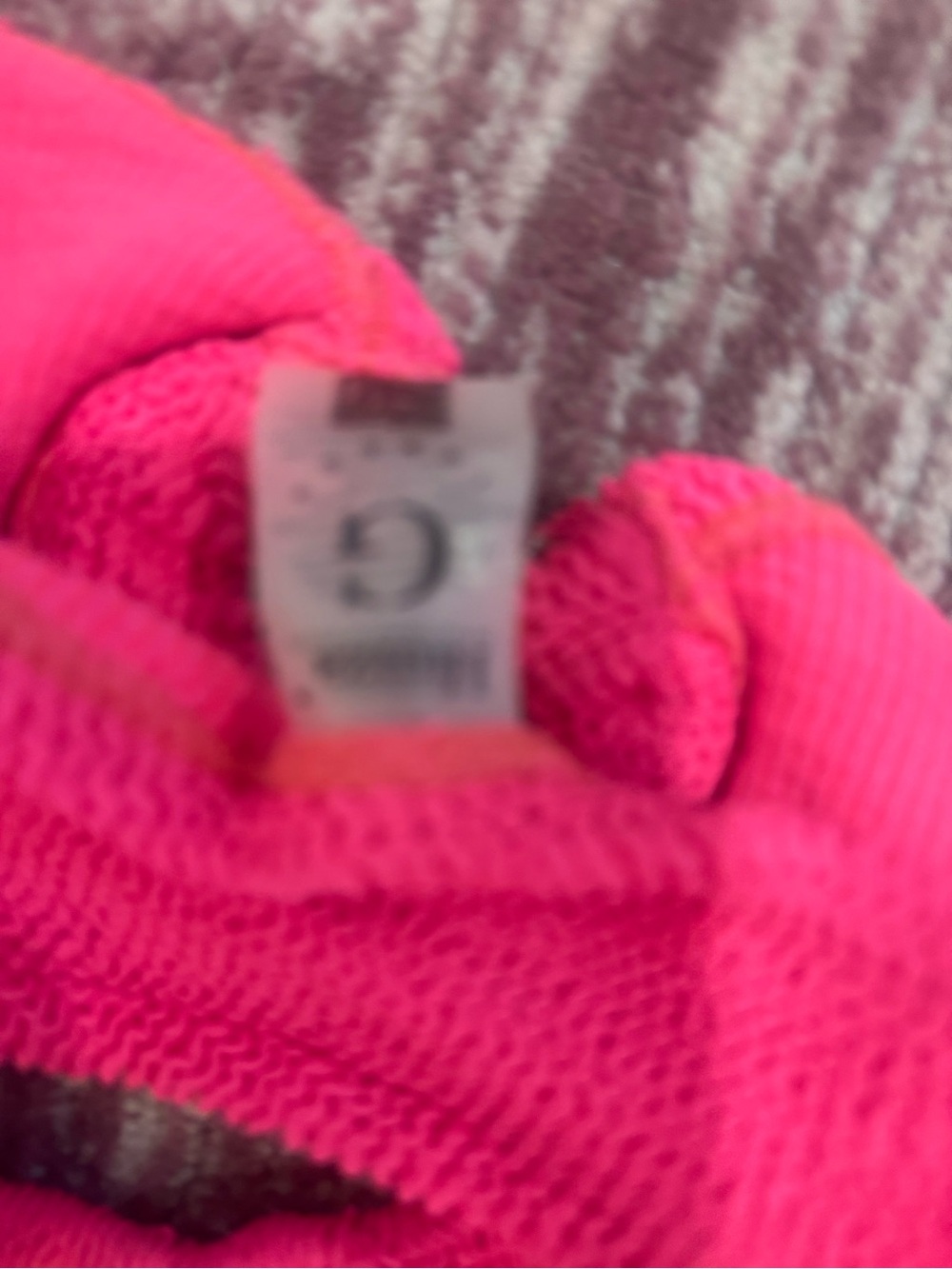 Hunza G Hot Pink Textured Two-Piece Bikini with Glitter Heart Rings - Picture 4 of 4
